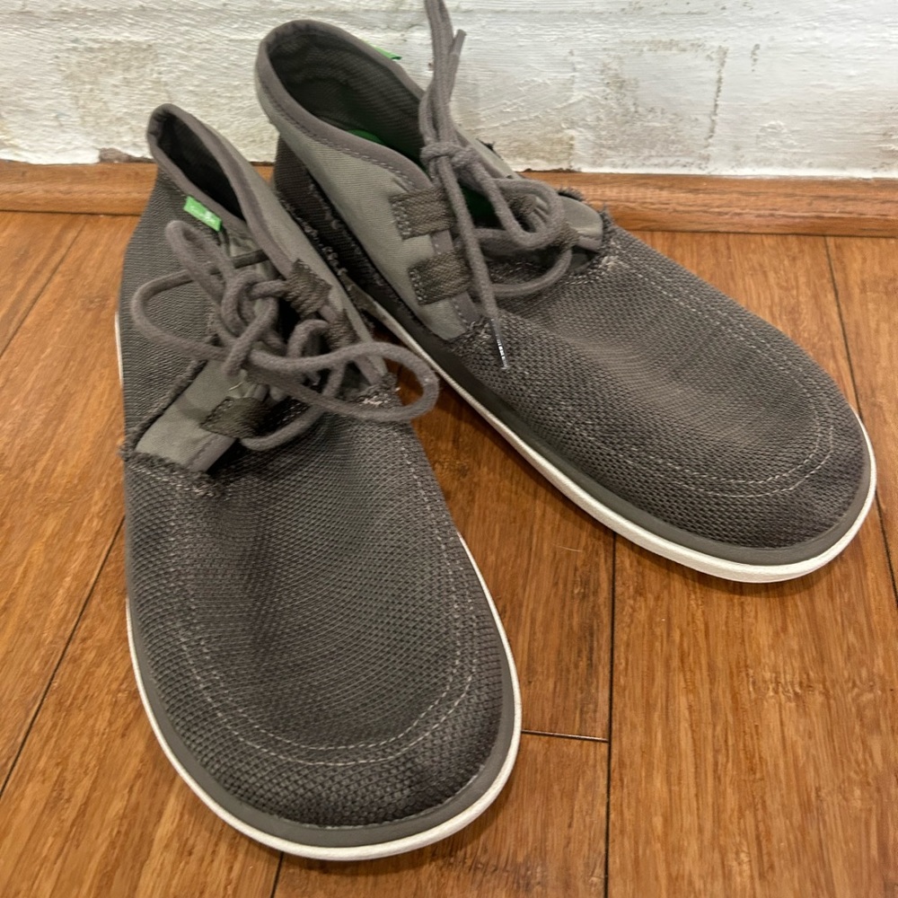 Men’s sanuk size 11